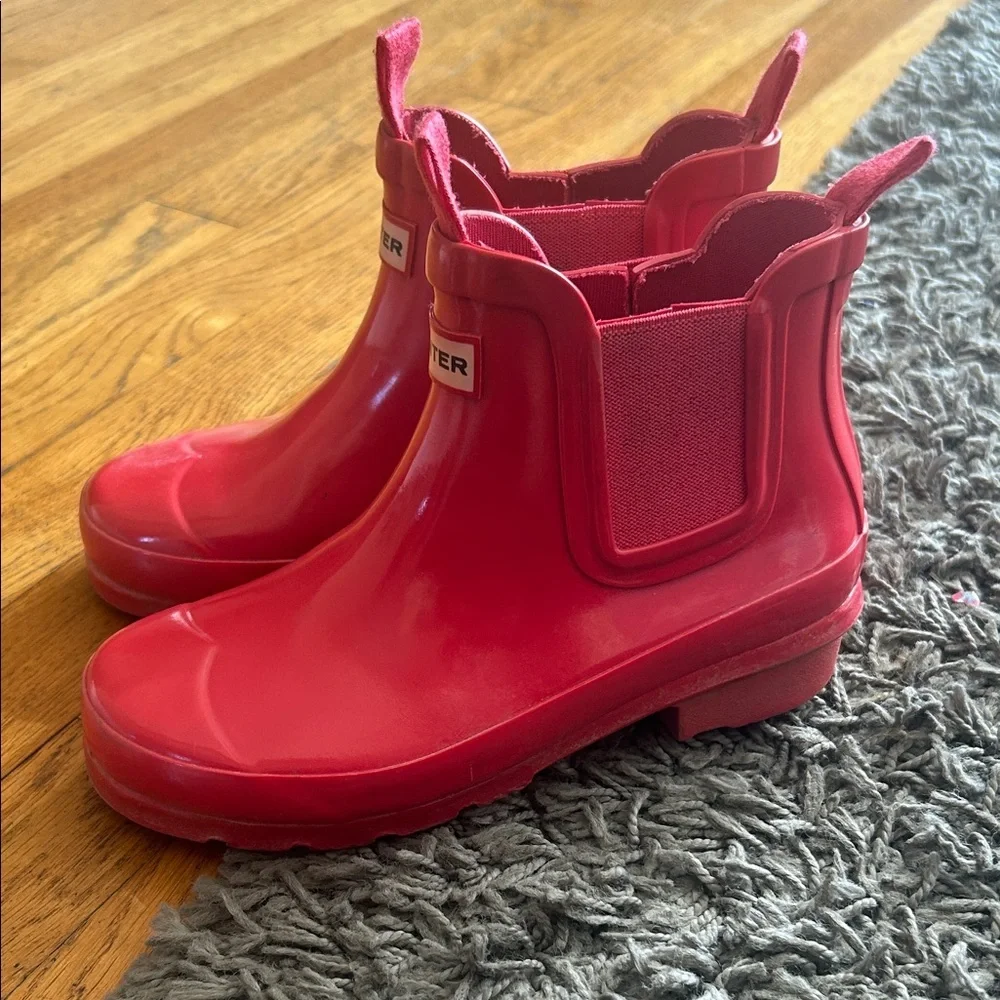 HUNTER Kids Chelsea Pink Red Rain Boots